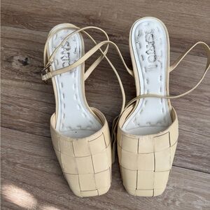 Yellow Frank sarto heels